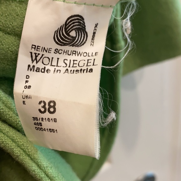 GIESSWEIN WOMENS GREEN COAT SIZE 38 MADE IN AUSTRIA 100% MERINO WOOL🇦🇹💚🧥 - Picture 5 of 7